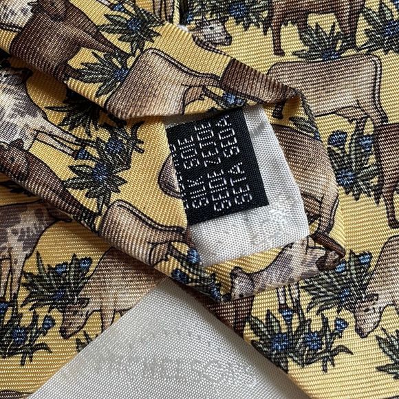 Michelsons of London pure silk cows in field tie when your cowboy needs a tie - Picture 3 of 5